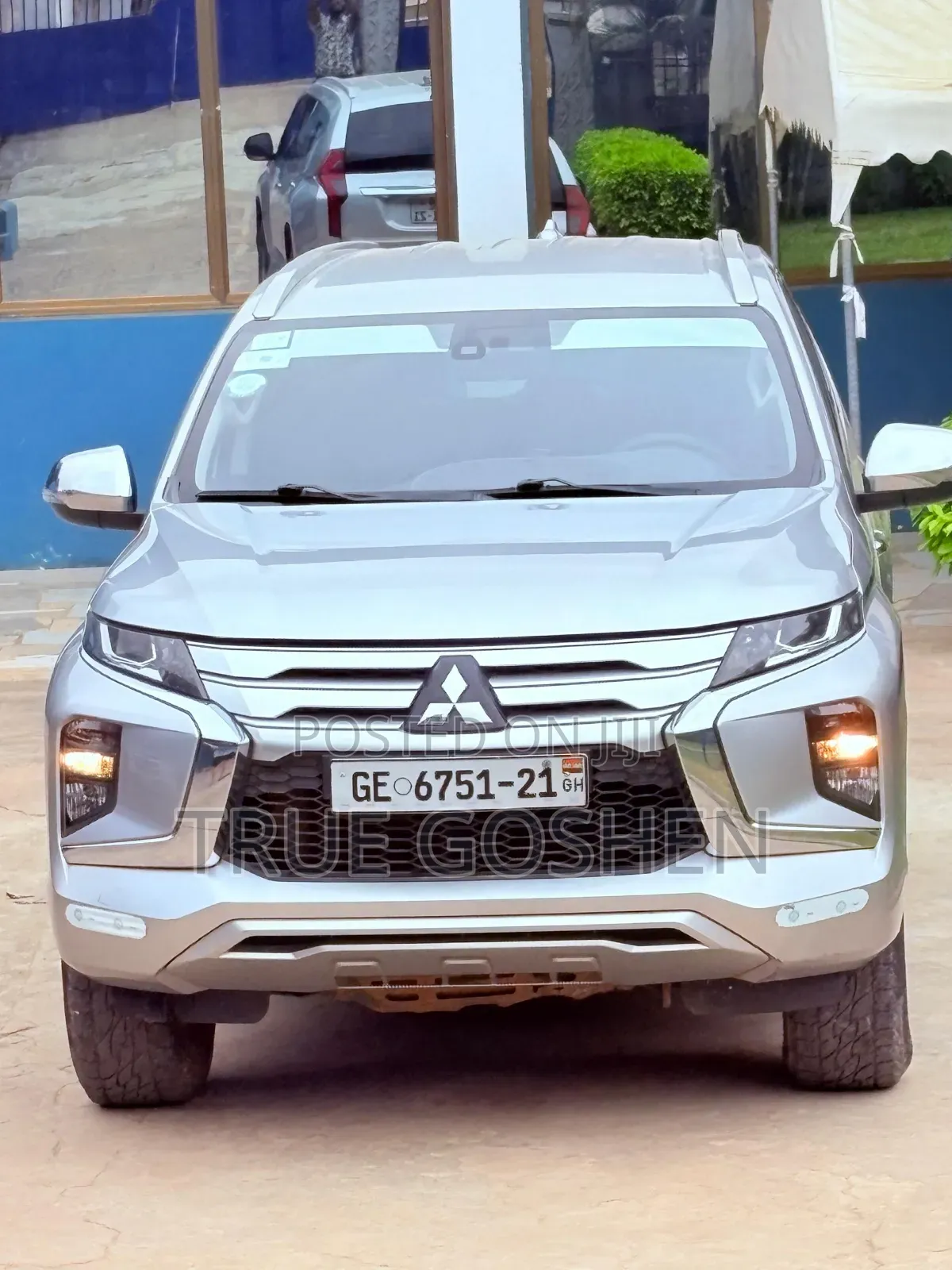 Mitsubishi Pajero 2021 Silver