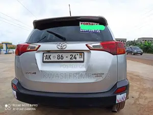Toyota RAV4 XLE AWD (2.5L 4cyl 6A) 2016 Black