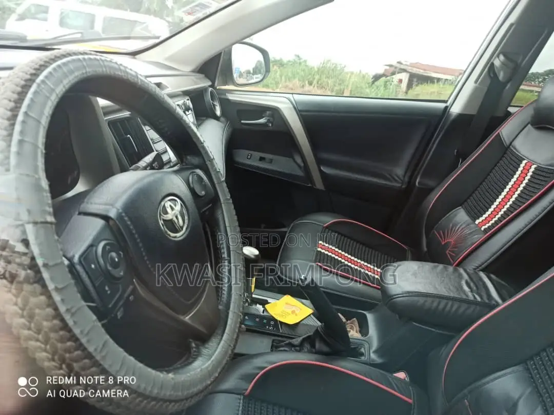 Toyota RAV4 XLE AWD (2.5L 4cyl 6A) 2016 Black