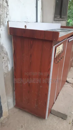 Kitchen Cabinet 6 Feet Lenght
