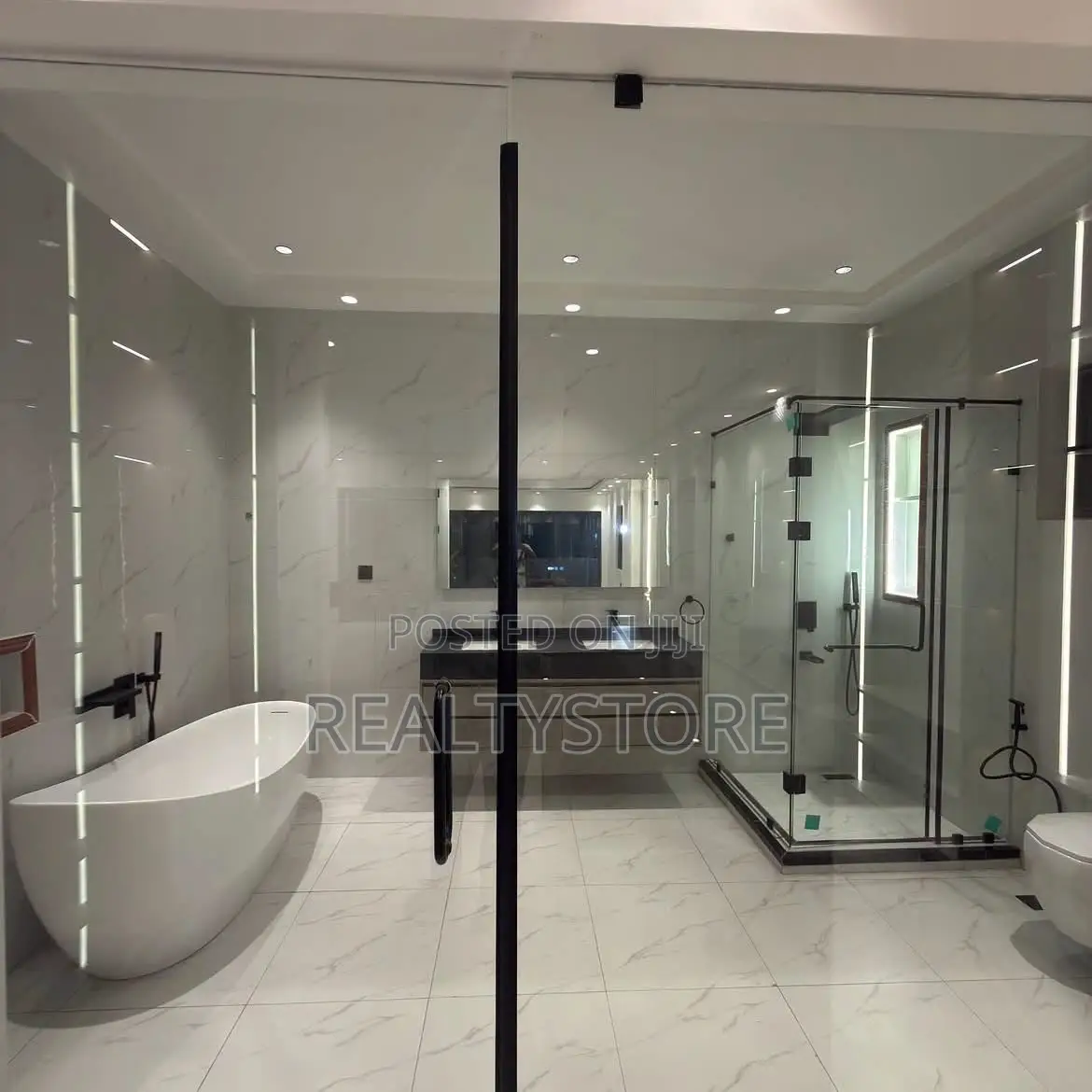 4bdrm House in East Legon Hills, Accra Metropolitan for sale