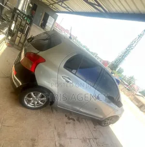 Toyota Vitz 2007 Green