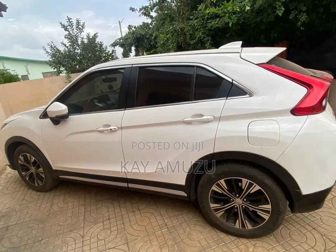 Mitsubishi Eclipse 2018 White