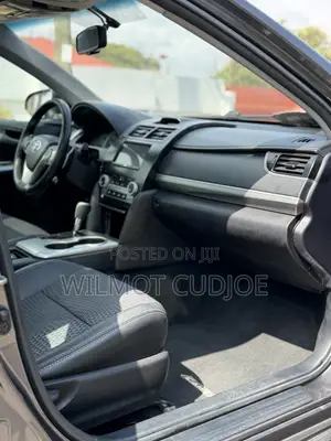 Toyota Camry SE 4dr Sedan (2.5L 4cyl 6A) 2014 Gray
