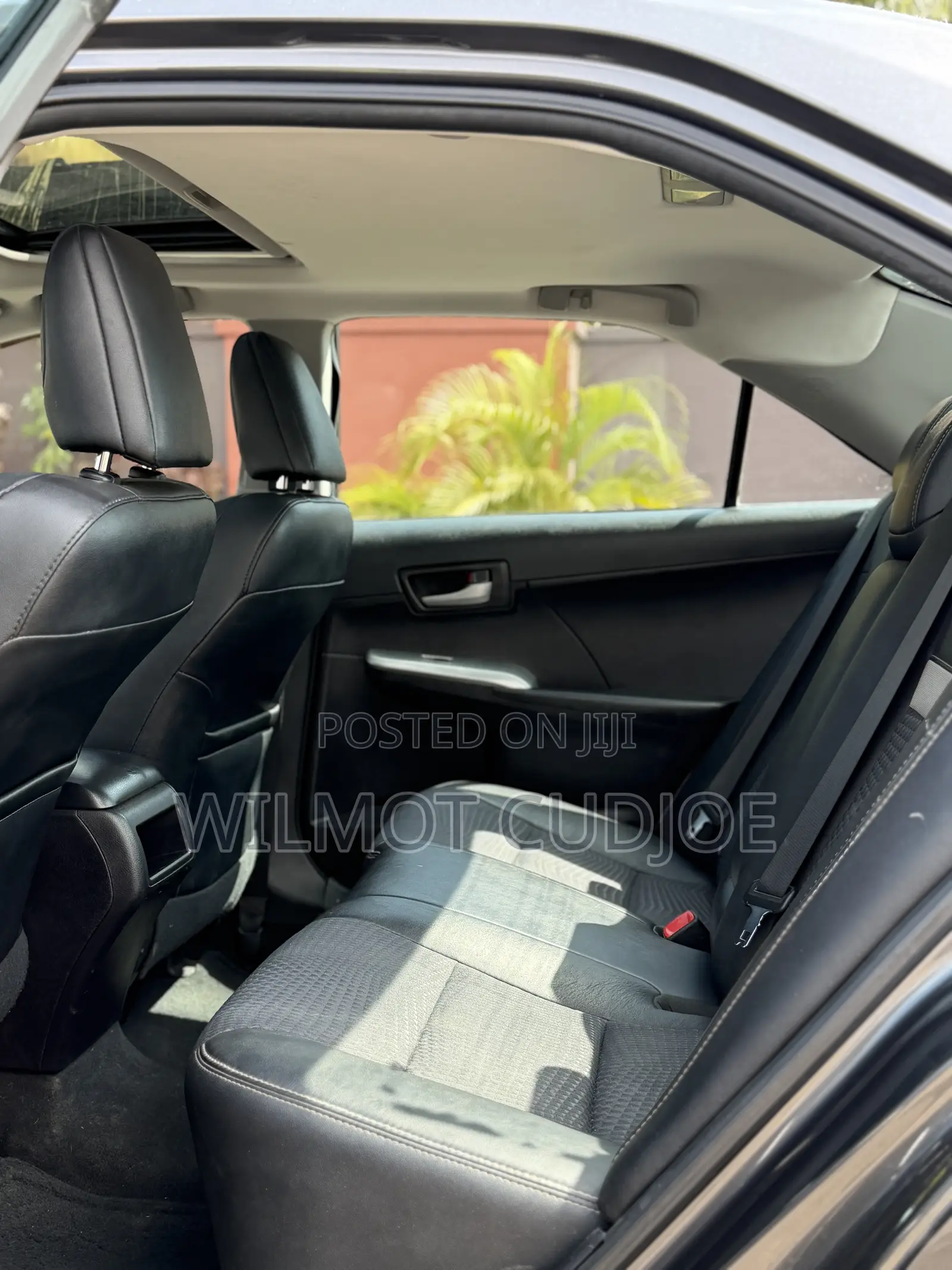 Toyota Camry SE 4dr Sedan (2.5L 4cyl 6A) 2014 Gray