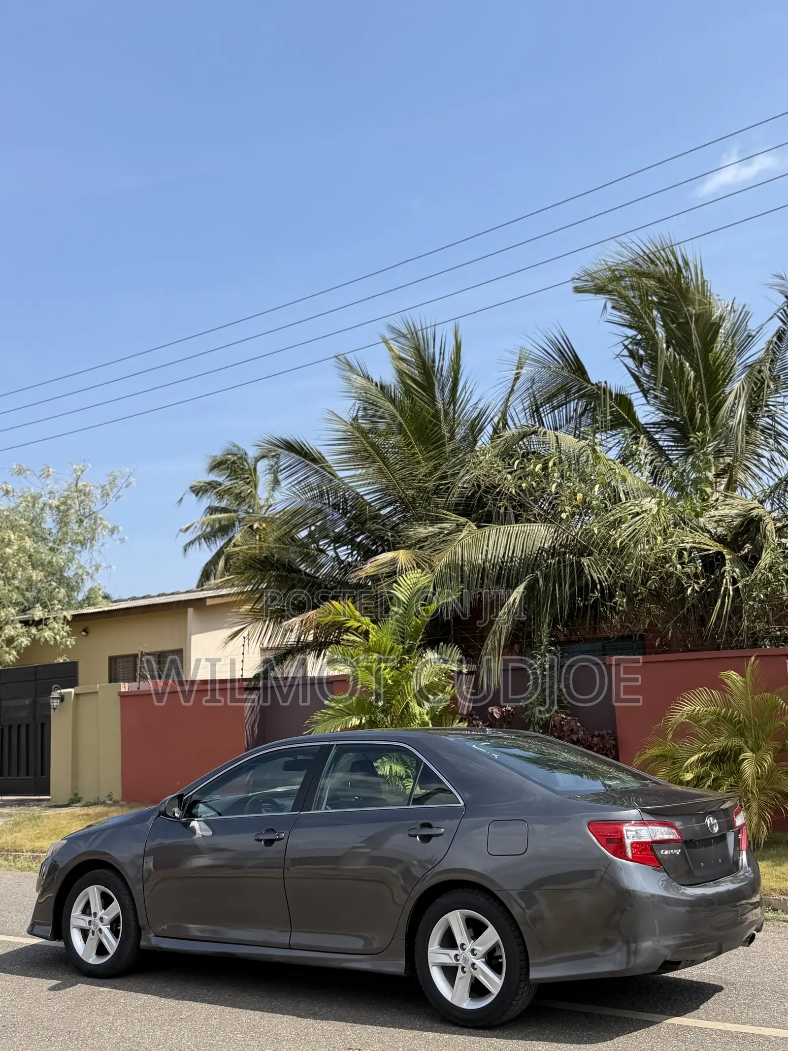 Toyota Camry SE 4dr Sedan (2.5L 4cyl 6A) 2014 Gray