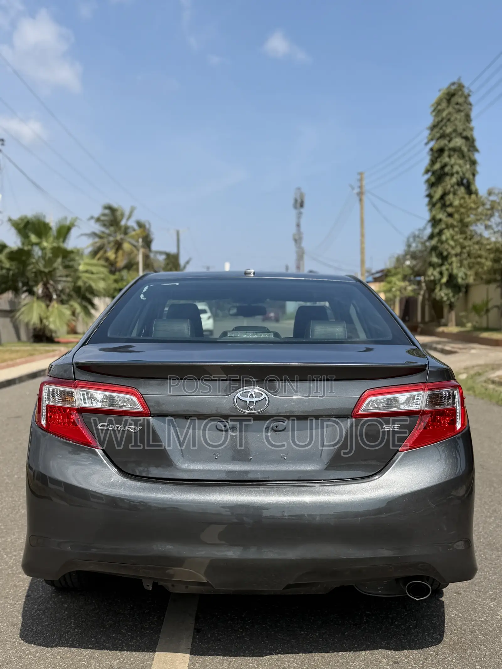 Toyota Camry SE 4dr Sedan (2.5L 4cyl 6A) 2014 Gray