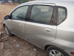 Chevrolet Aveo 2005 Silver