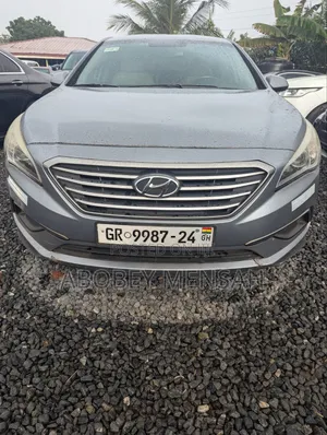 Hyundai Sonata Base Sedan FWD (2.4L 4cyl 6A) 2016 Gray
