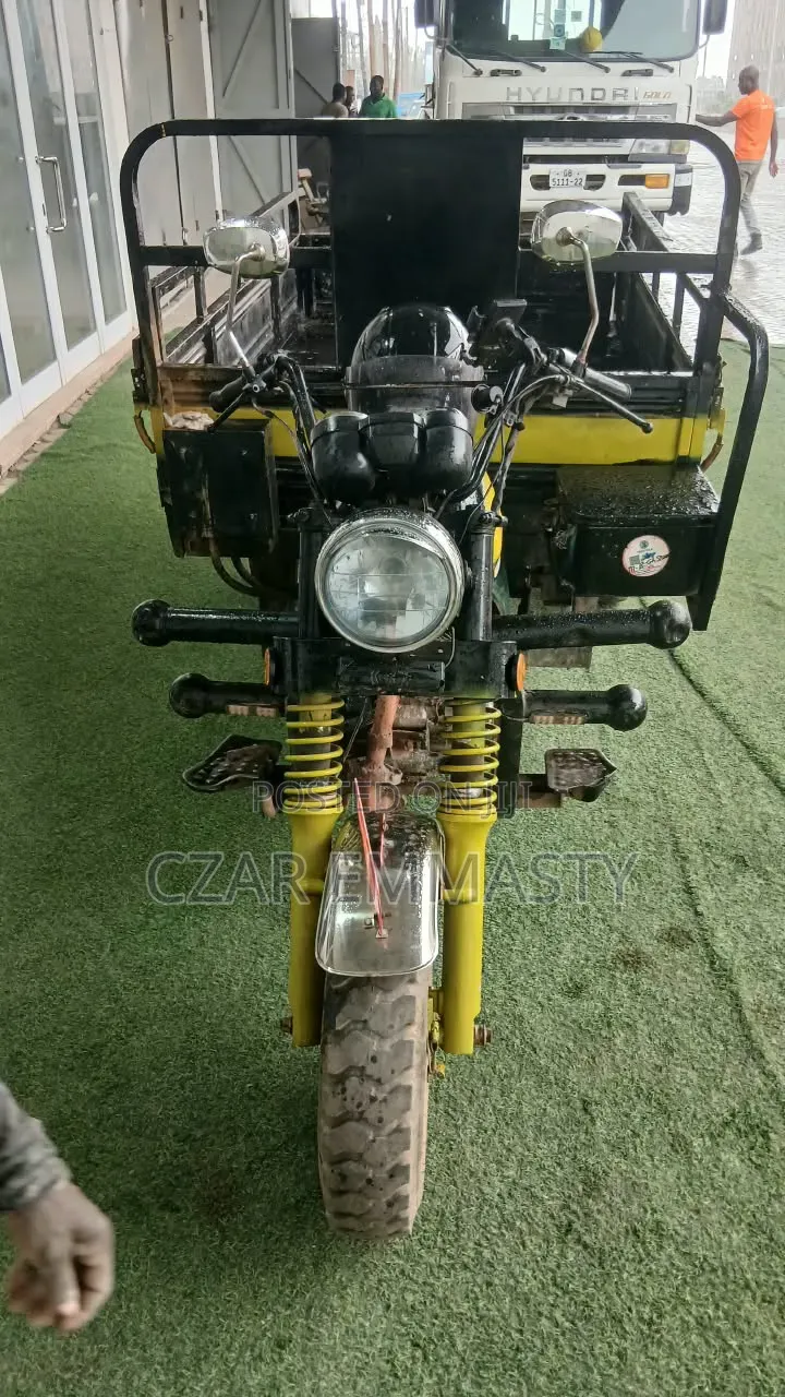 Tricycle 2018 Black