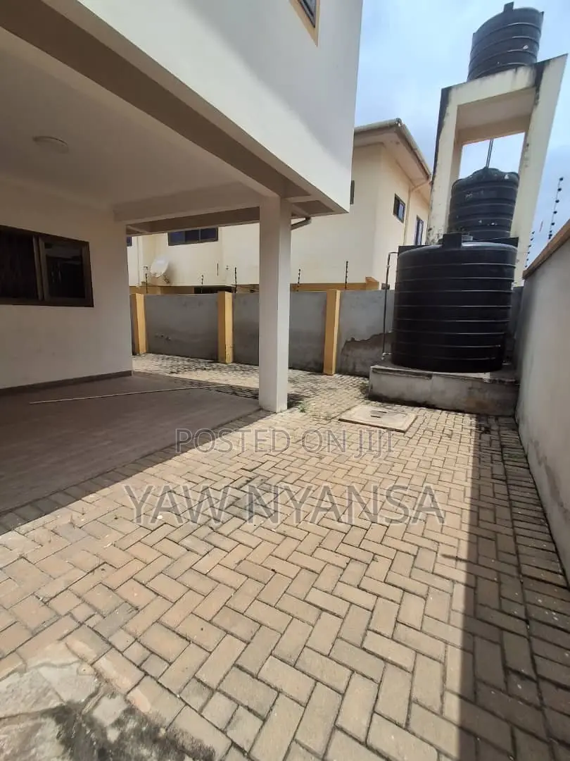 3bdrm House in Bn Estate, West Legon for rent