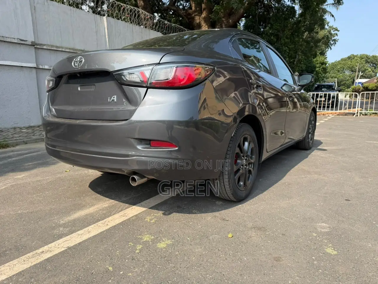 Toyota Yaris iA 1.5 FWD 2018 Green