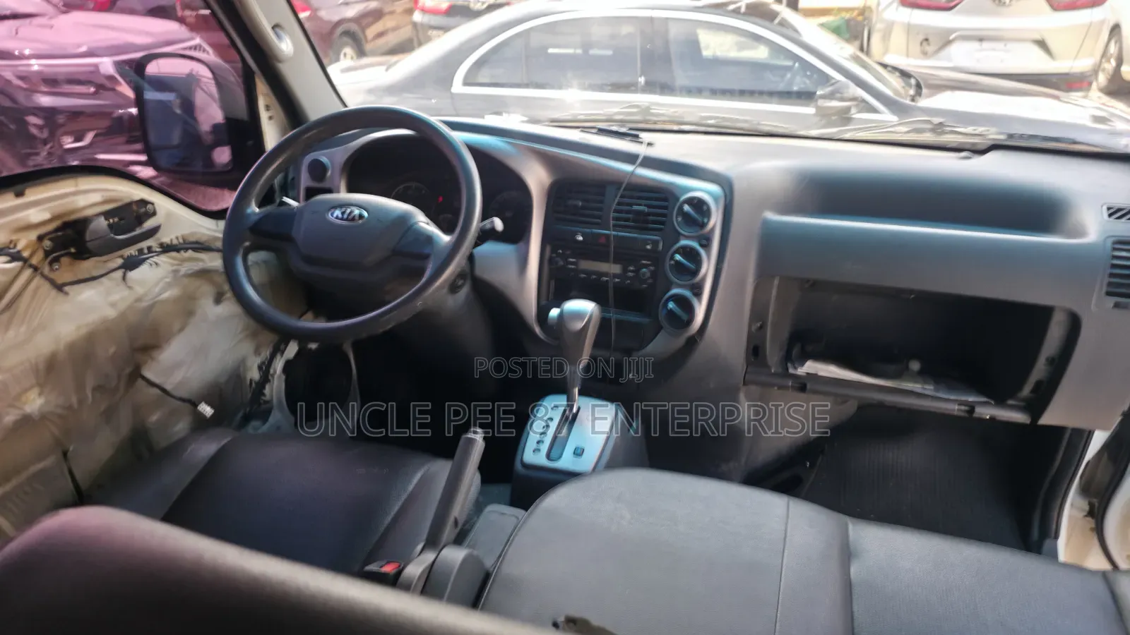 Kia Bongo 2015 White