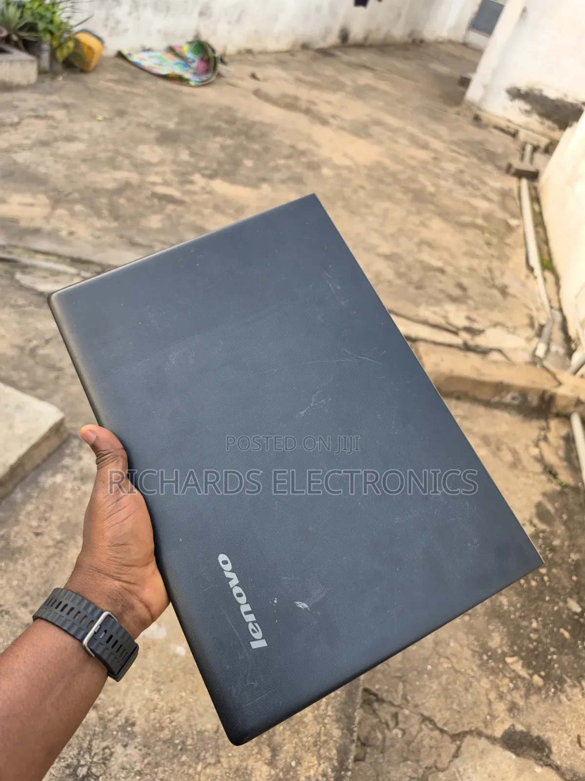 Laptop Lenovo IdeaPad 100 8GB Intel Core i3 HDD 1T