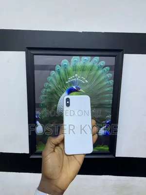 Apple iPhone XS 64 GB White