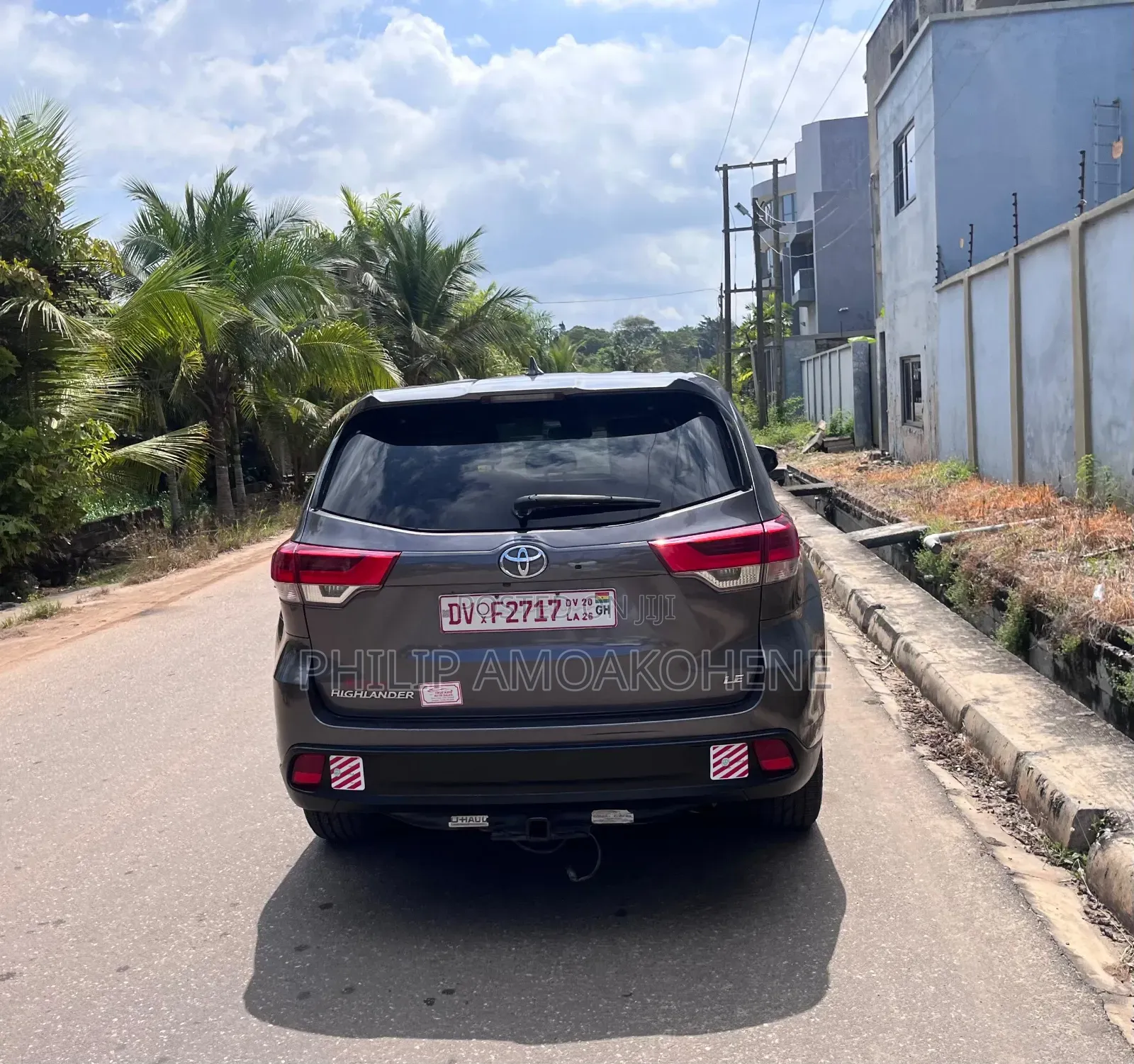 Toyota Highlander LE 4x2 V6 (3.5L 6cyl 8A) 2017 Gray