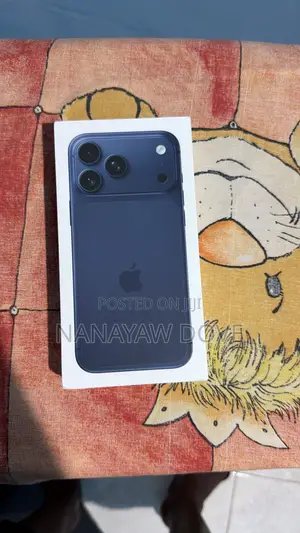 New Apple iPhone 17 Pro Max 256 GB Blue