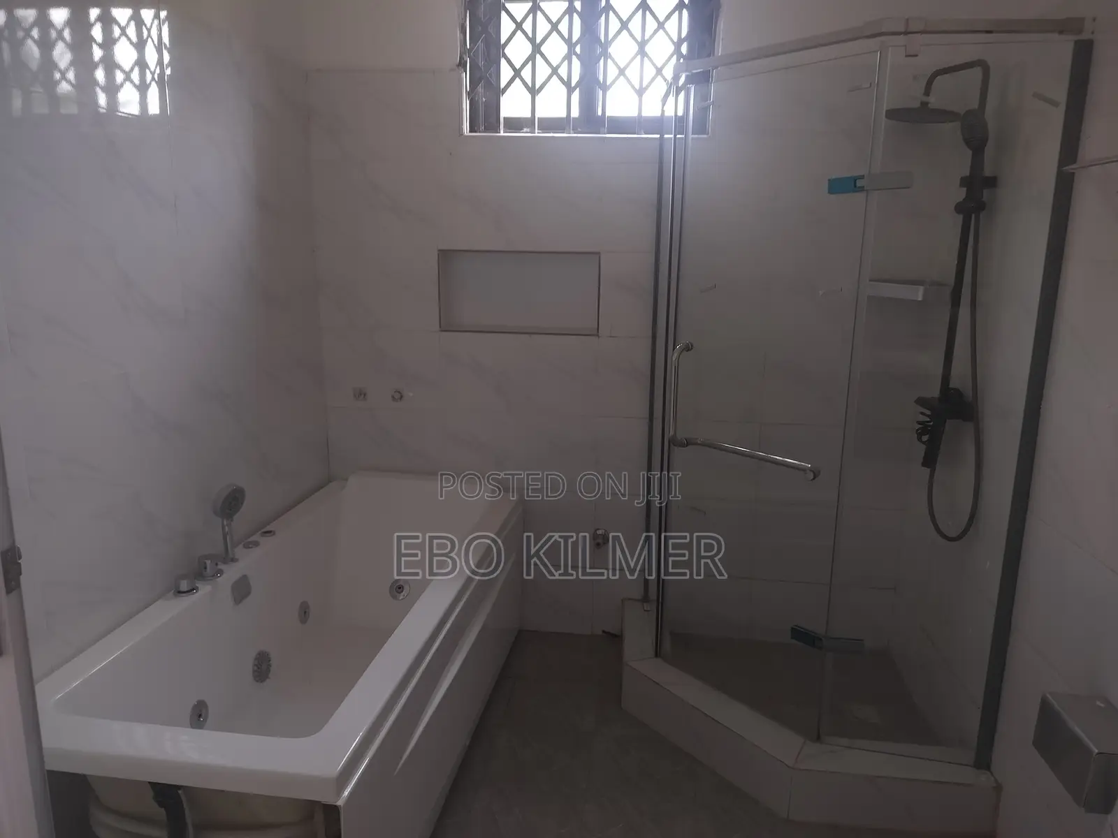 5bdrm House in Sasaabi for rent