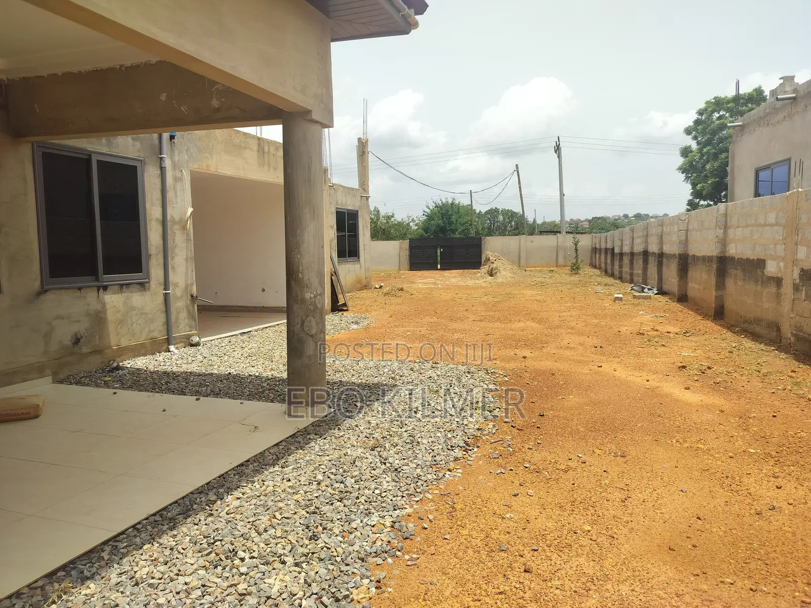 5bdrm House in Sasaabi for rent