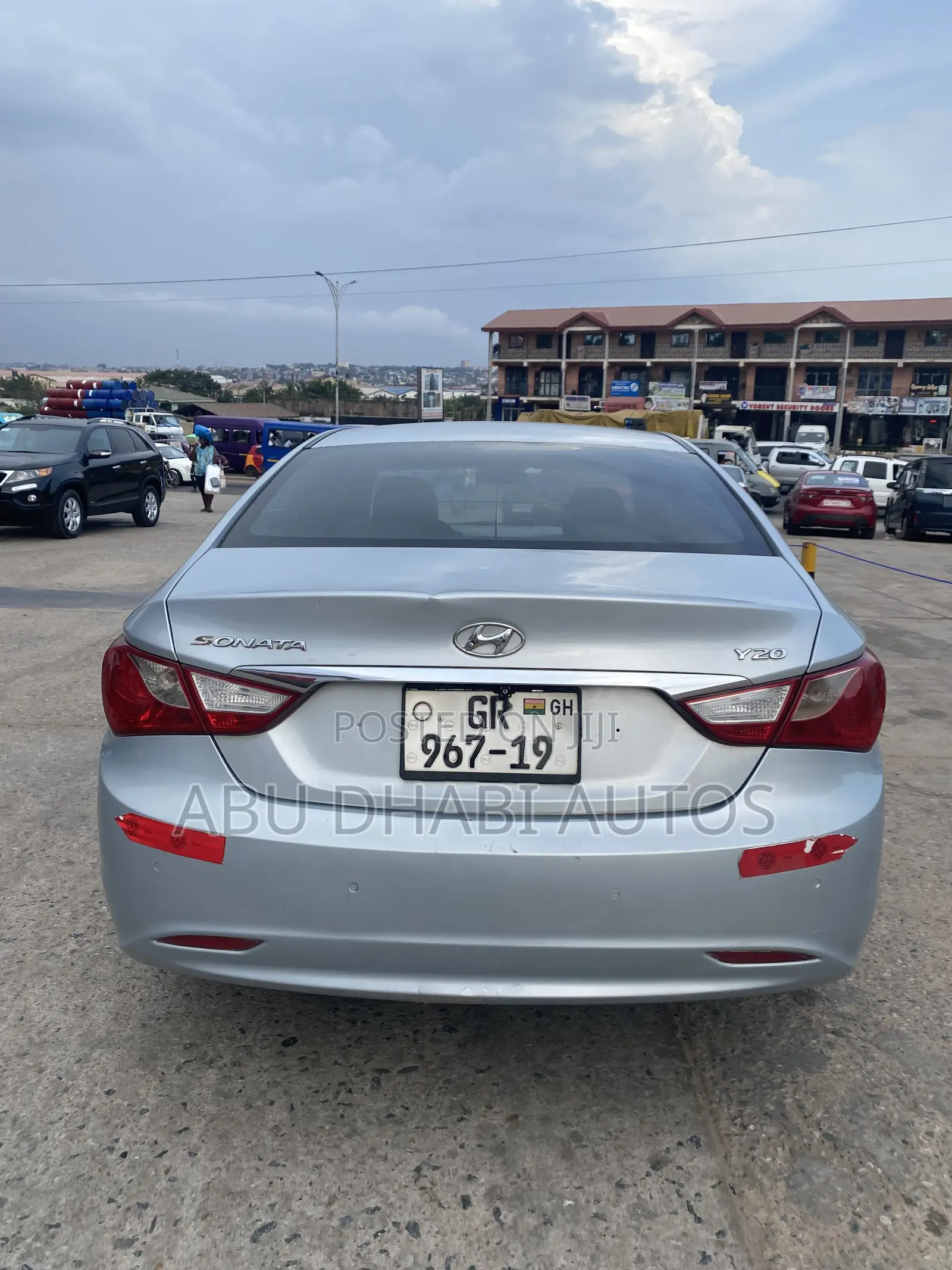 Hyundai Sonata GLS Sedan FWD (2.4L 4cyl 6A) 2011 Silver
