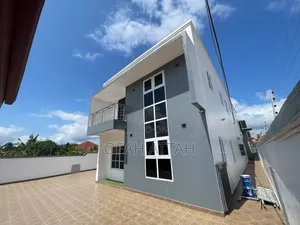 6bdrm Duplex in Santasi Kotwi, Kumasi Metropolitan for sale