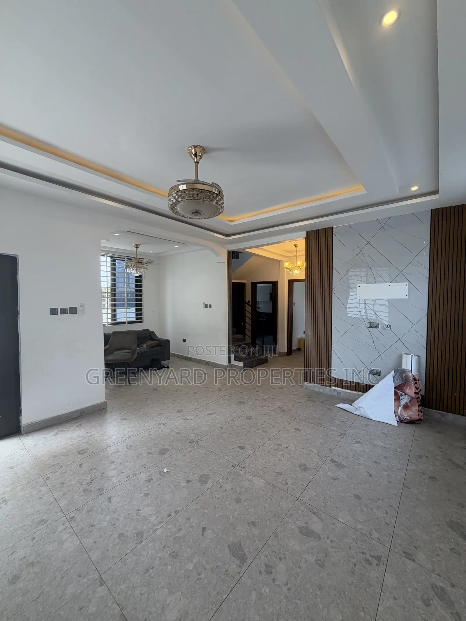 4bdrm House in School Junction, East Legon for rent