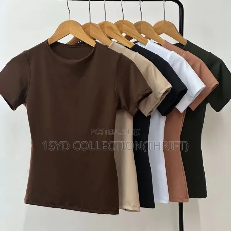 ⁠Women’s Fitted Short-Sleeve Basic Tops - Multiple Colors (S/M/L)⁠