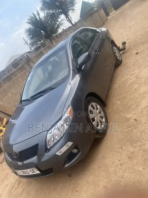 Toyota Corolla LE 4dr Sedan (1.8L 4cyl 4A) 2010 Gray