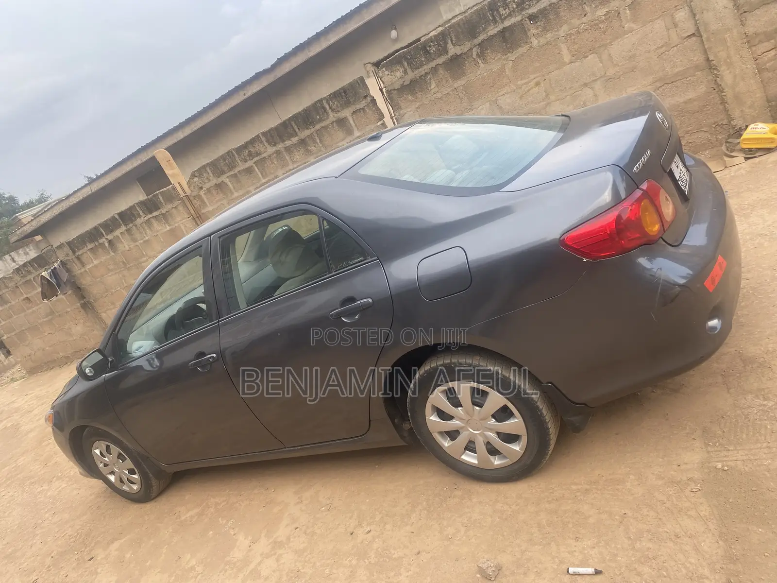 Toyota Corolla LE 4dr Sedan (1.8L 4cyl 4A) 2010 Gray