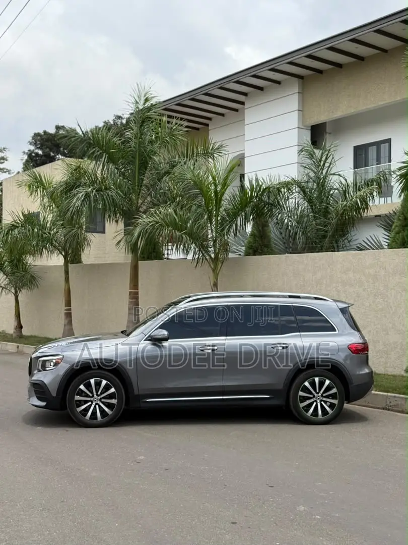 Mercedes-Benz GLB-Class 2021 Gray