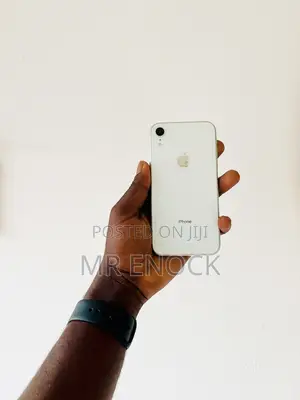 Apple iPhone XR 64 GB Red