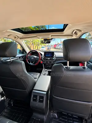 Honda Accord Touring 2.0T 2020 White
