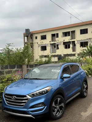 Hyundai Tucson Value FWD 2018 Blue