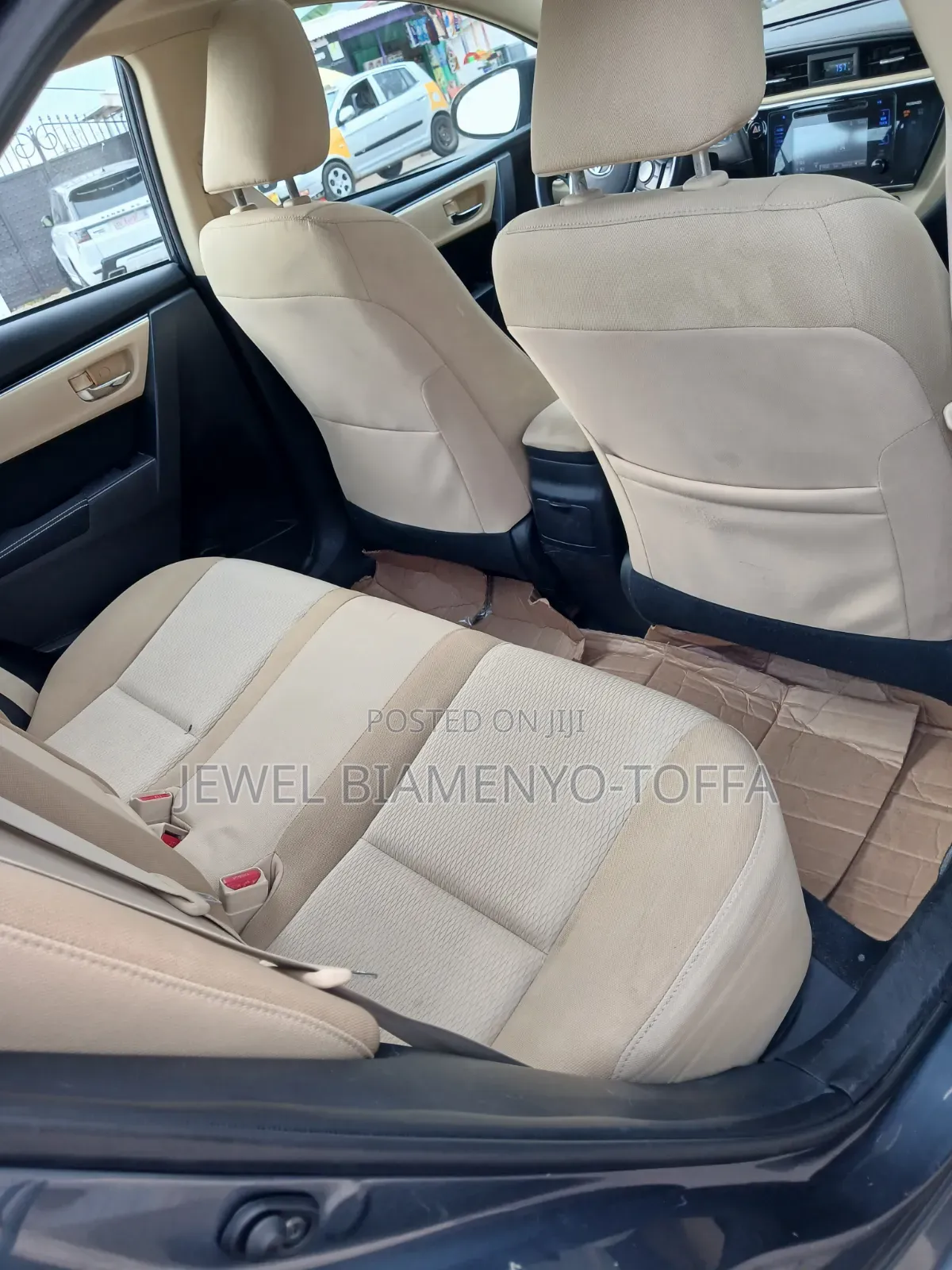 Toyota Corolla LE ECO 4dr Sedan (1.8L 4cyl CVT) 2017 Gray