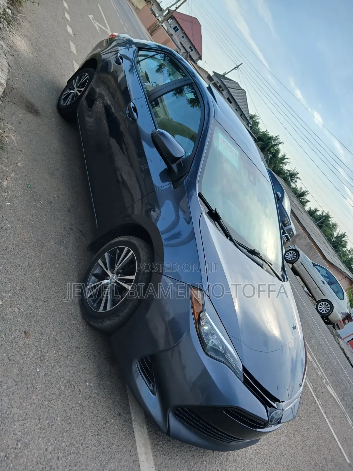 Toyota Corolla LE ECO 4dr Sedan (1.8L 4cyl CVT) 2017 Gray