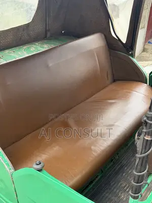 TVS King Deluxe Plus iTouch Start 2025 Green