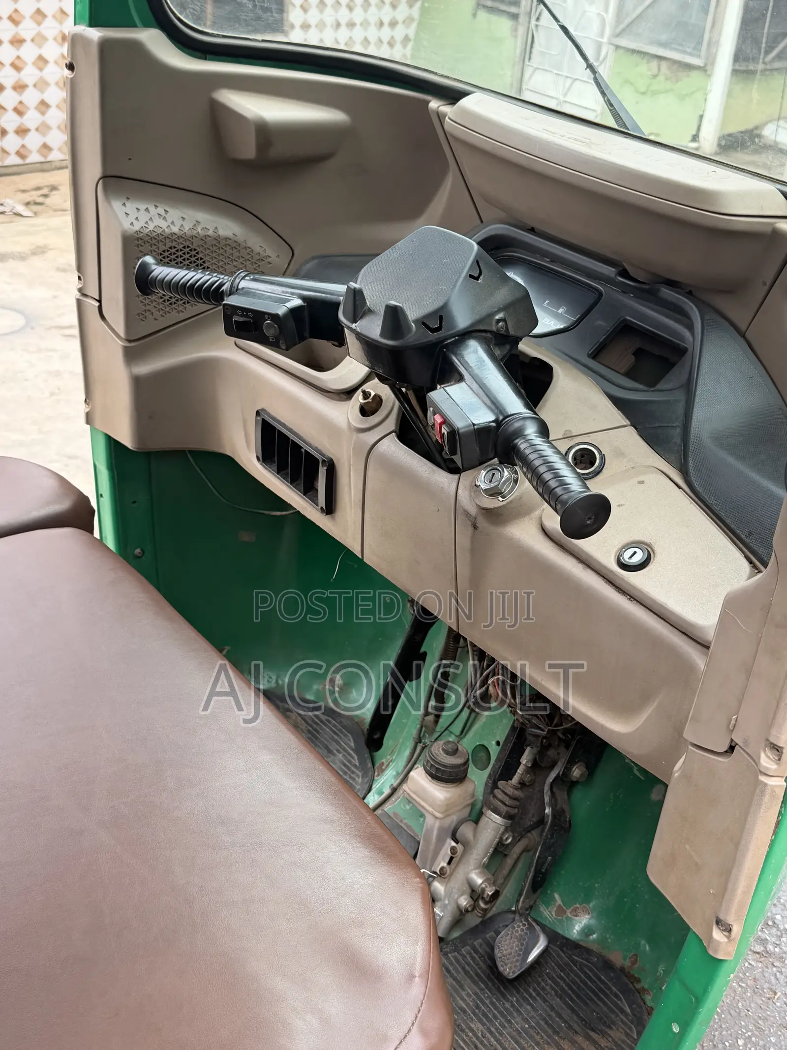TVS King Deluxe Plus iTouch Start 2025 Green