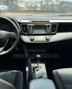 Toyota RAV4 XLE 4dr SUV (2.5L 4cyl 6A) 2015 Matt Black