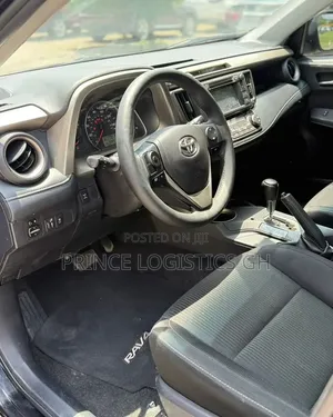 Toyota RAV4 XLE 4dr SUV (2.5L 4cyl 6A) 2015 Matt Black