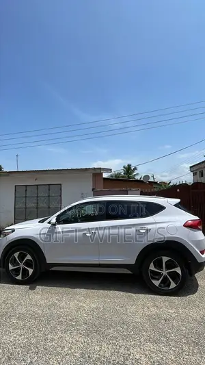 Hyundai Tucson Sport AWD 2017 White