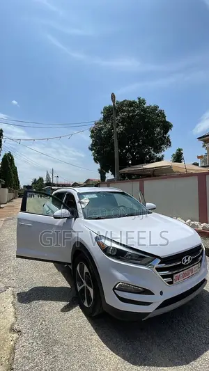 Hyundai Tucson Sport AWD 2017 White