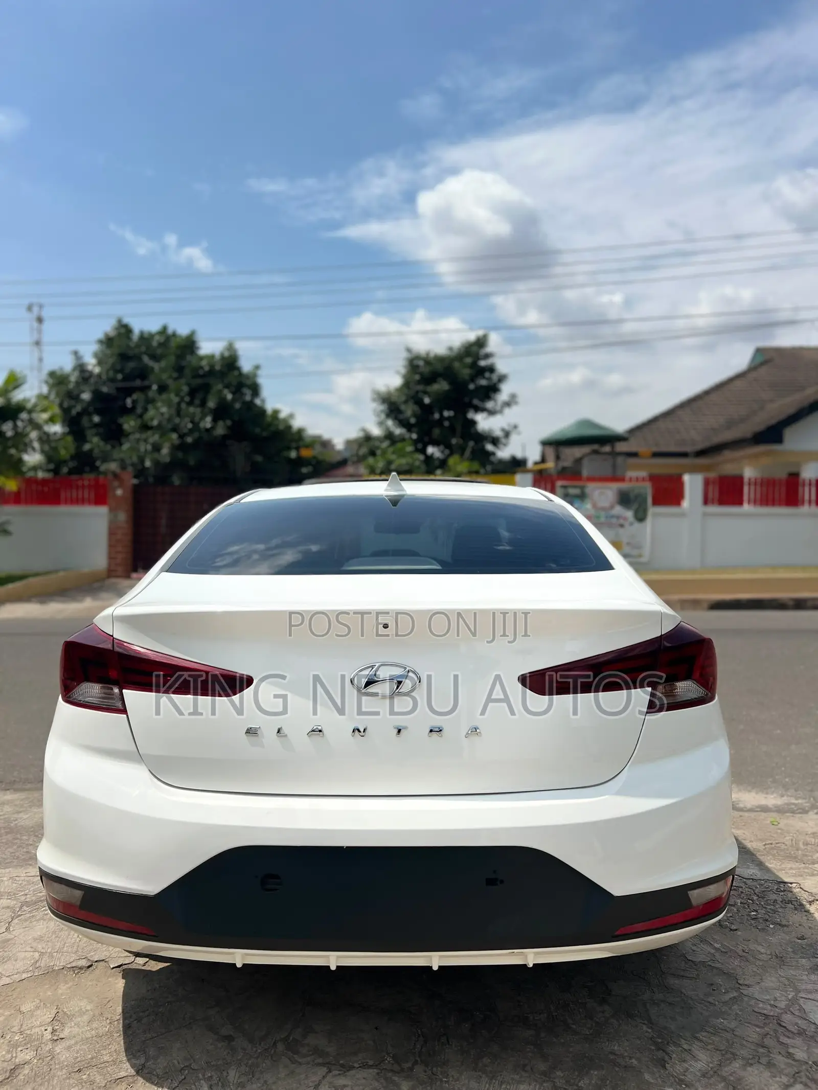 Hyundai Elantra Limited 2020 White