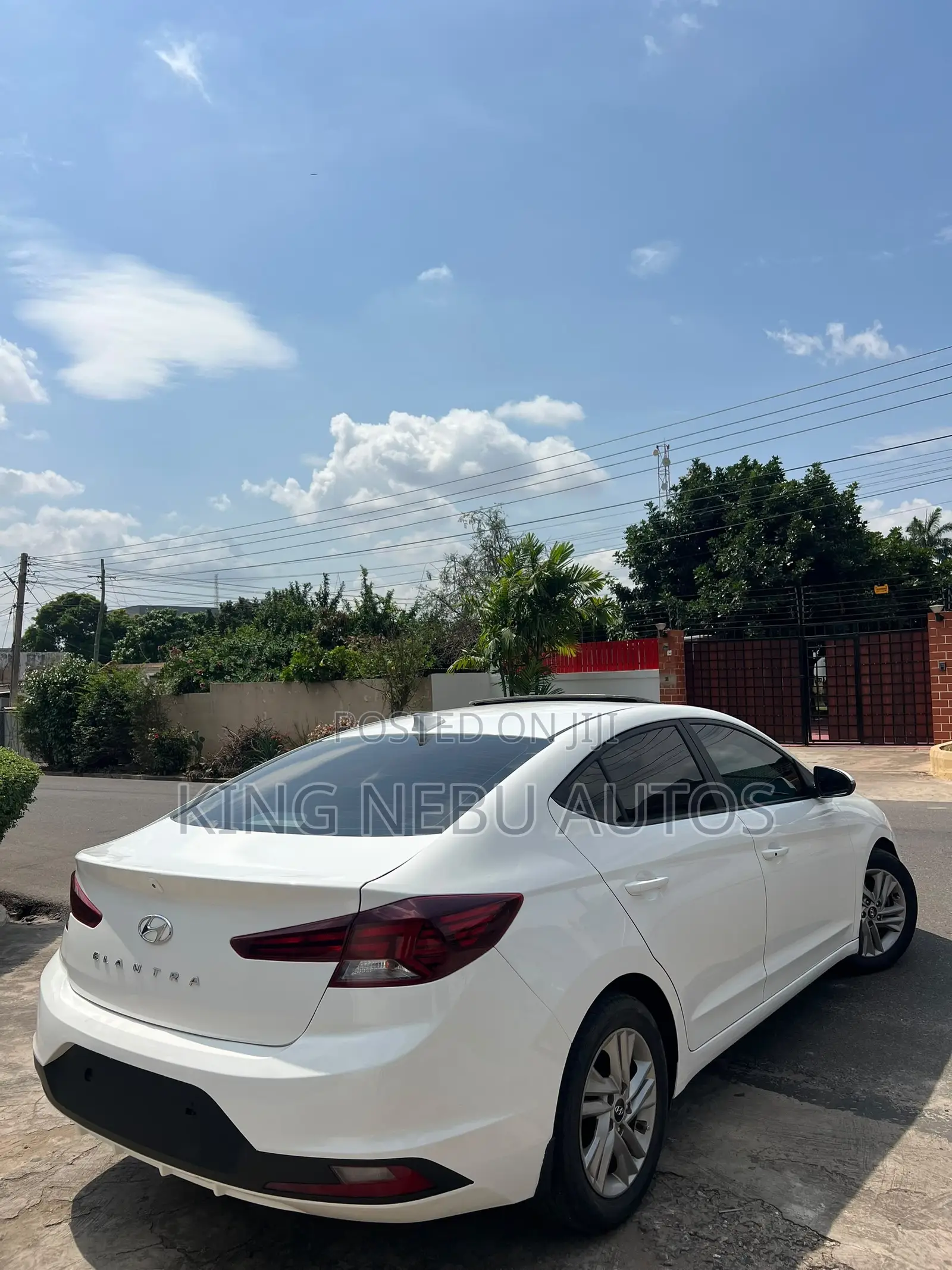 Hyundai Elantra Limited 2020 White