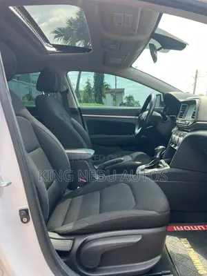 Hyundai Elantra Limited 2020 White