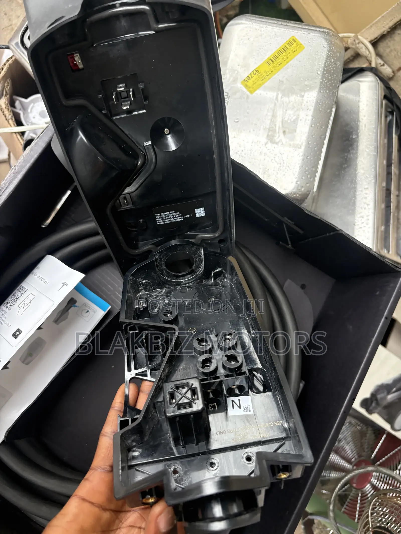 Tesla Gen 3 Wall Connector