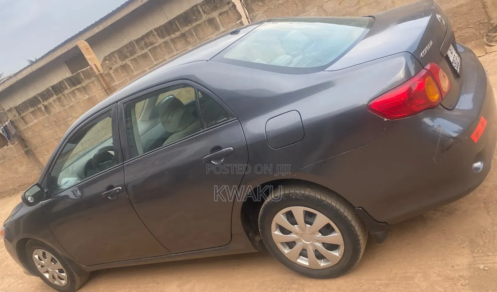 Toyota Corolla 2010 Gray