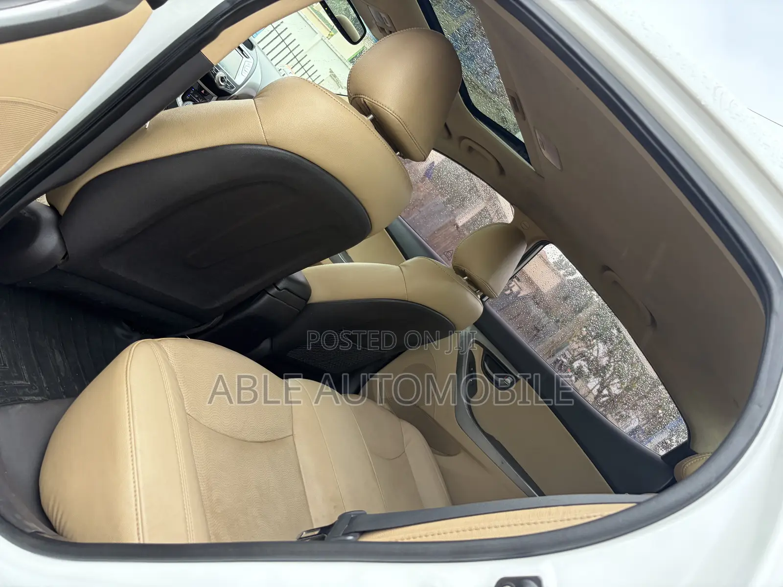 Hyundai Elantra Limited 2012 White