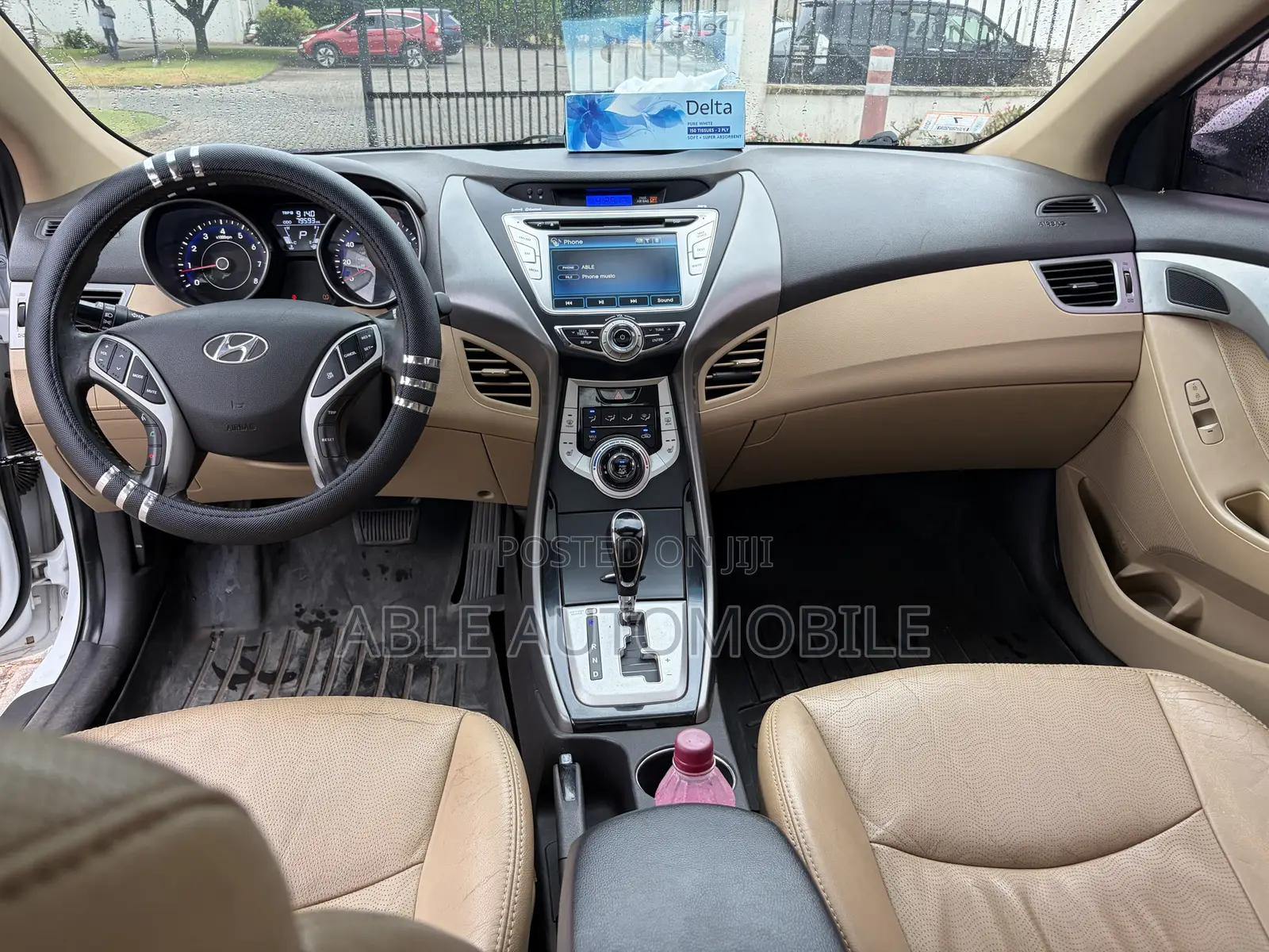 Hyundai Elantra Limited 2012 White