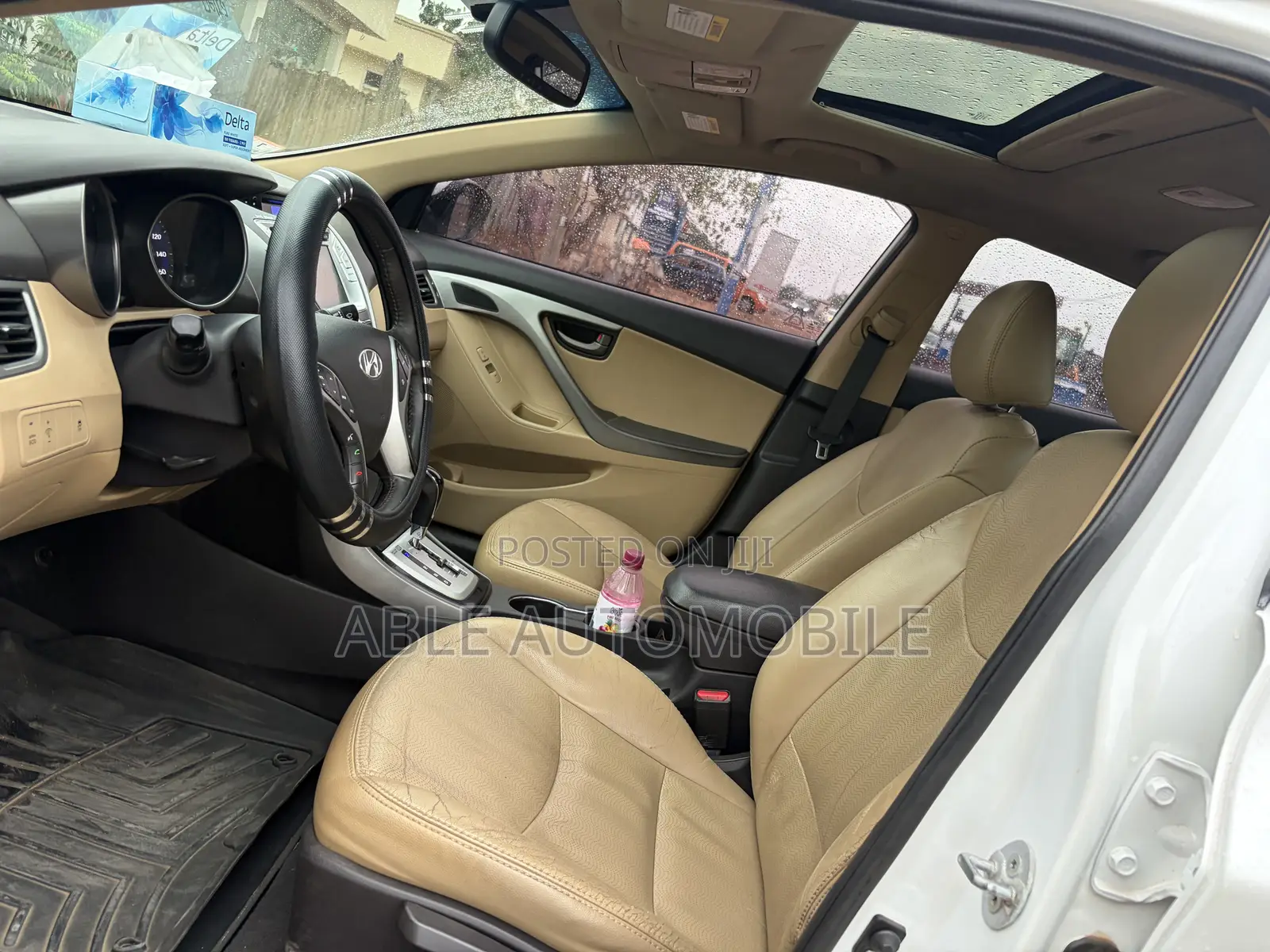 Hyundai Elantra Limited 2012 White