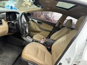 Hyundai Elantra Limited 2012 White